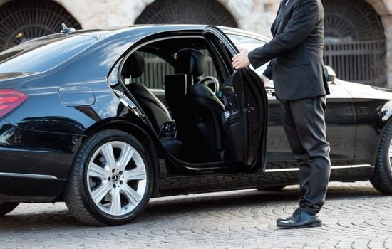 Safety and Reliability with Chauffeur Service in Duai